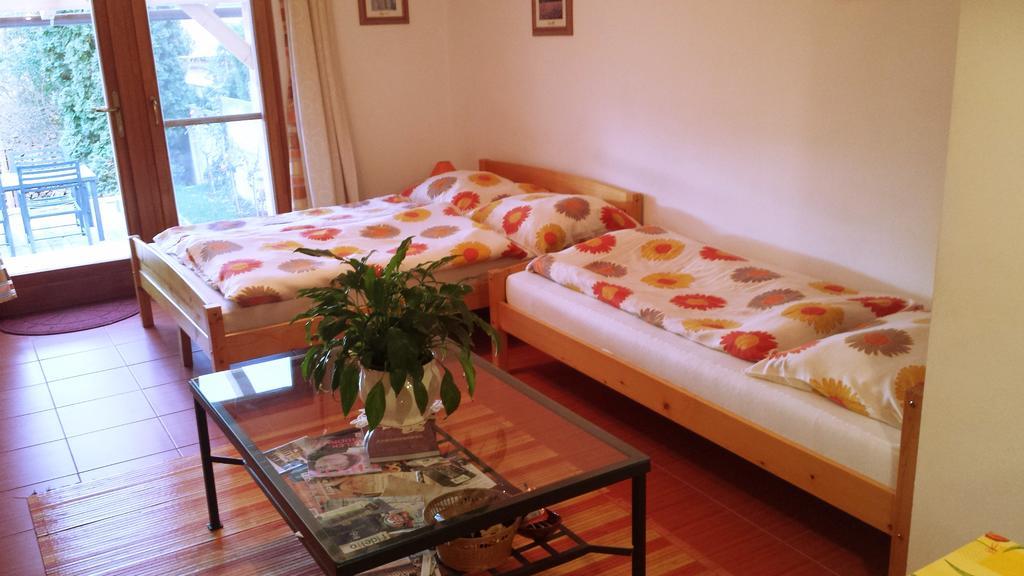 Virag Apartmanhaz โชพรอน ภายนอก รูปภาพ